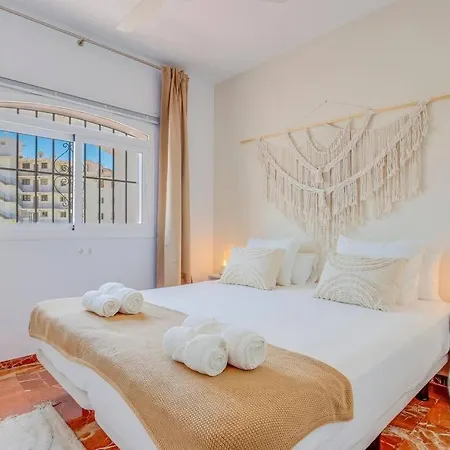 Casa Cielo Azul - Only 10 Mins Walk To Everything! * Нерха