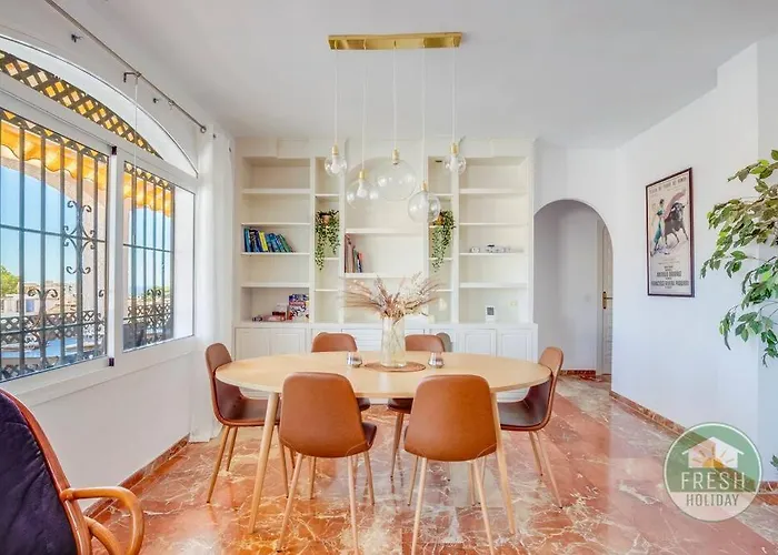 Casa Cielo Azul - Only 10 Mins Walk To Everything! Apartment Nerja