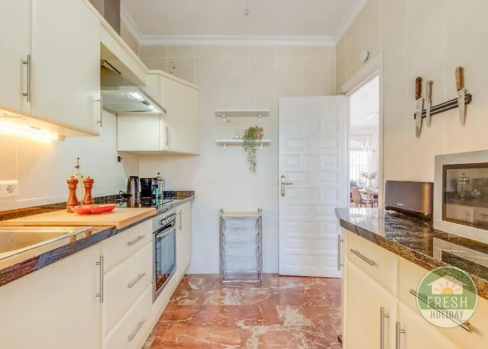 Casa Cielo Azul - Only 10 Mins Walk To Everything!